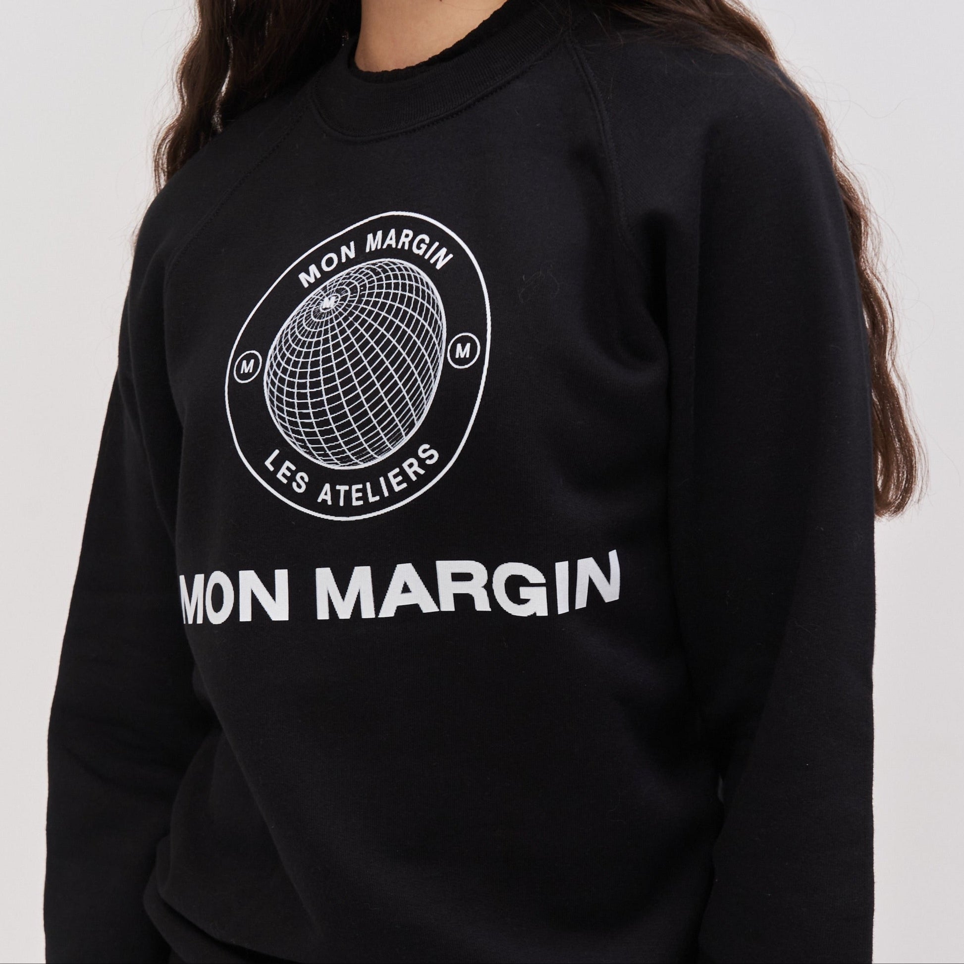 WORLD CREWNECK PULLOVER I MON MARGIN